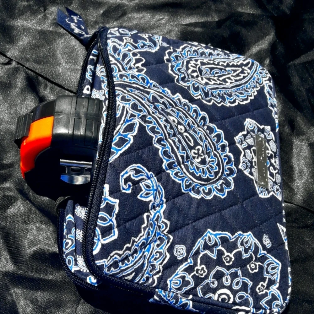 Vera Bradley Ipod Case Padded Purse Blue Paisley - Picture 11 of 16